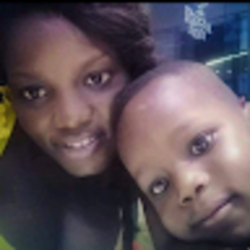 Meet your Posher, Gloria